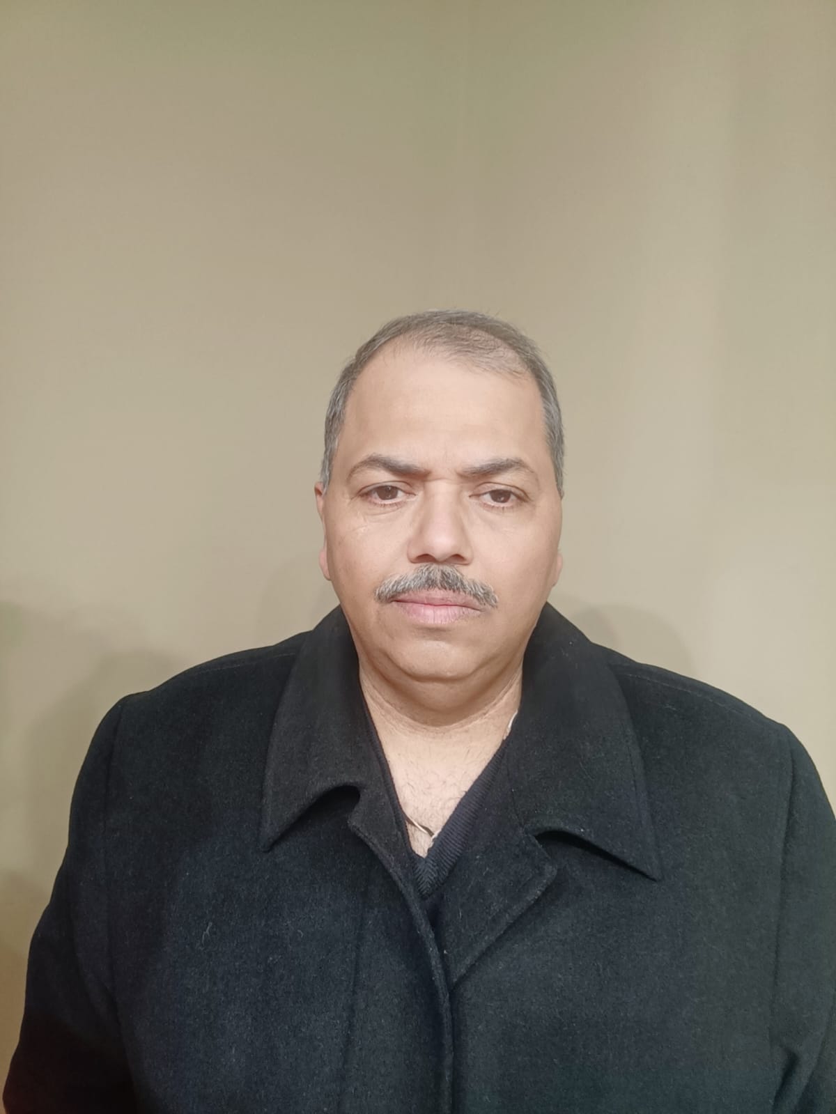 Rajeev Dosaj Professional Image